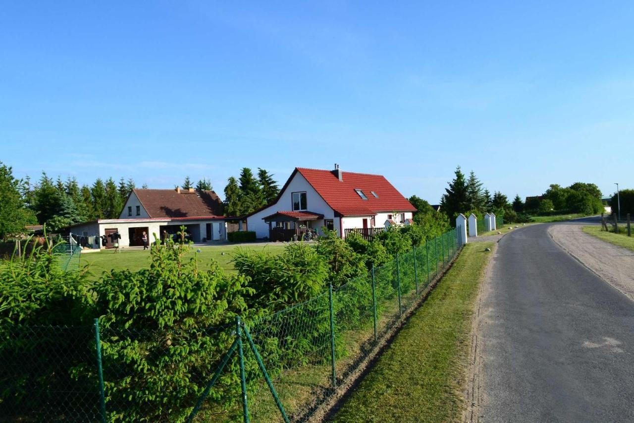 Ferienwohnung Am Peenetal Bentzin Exterior foto